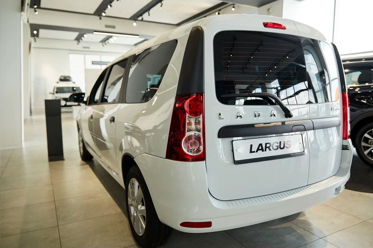 Lada Largus в Ростов-на-Дону - еще фото