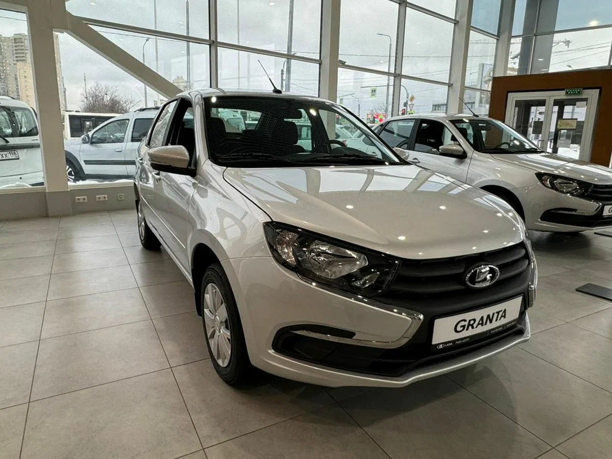 Lada Granta Седан в Ростов-на-Дону - фото №2